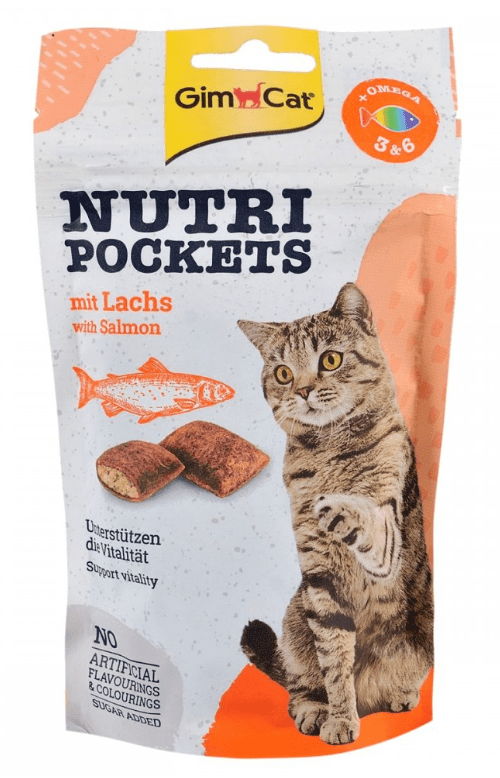 GimCat Nutri Pockets Лосось - витаминизированное лакомство для кошек